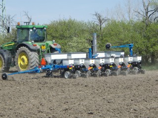 Kinze 3500 Králiky