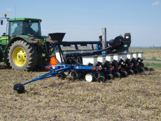 Kinze 3500 EdgeVach